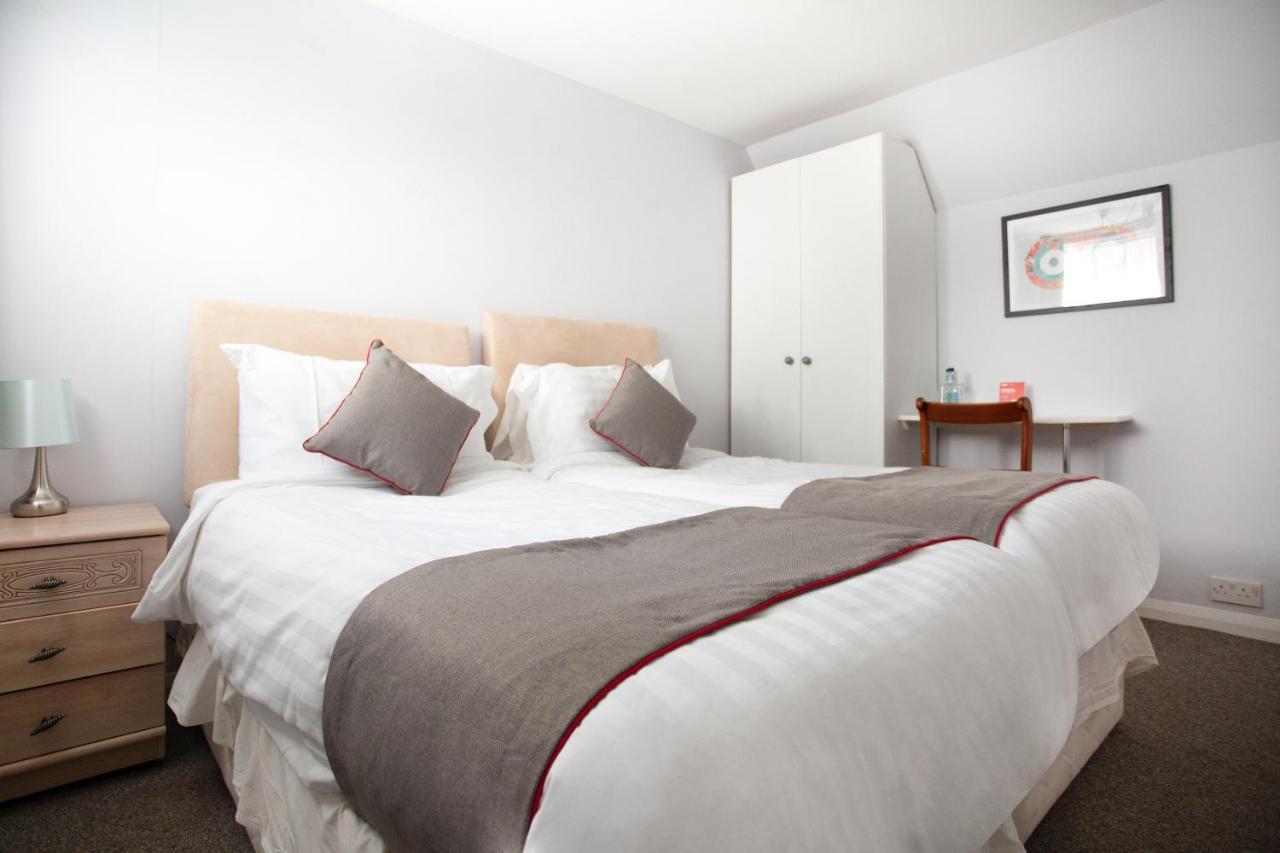 Oyo Timothy'S Hotel United Kingdom Buitenkant foto