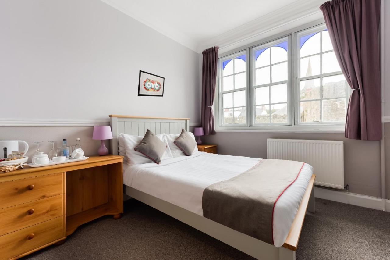 Oyo Timothy'S Hotel United Kingdom Buitenkant foto