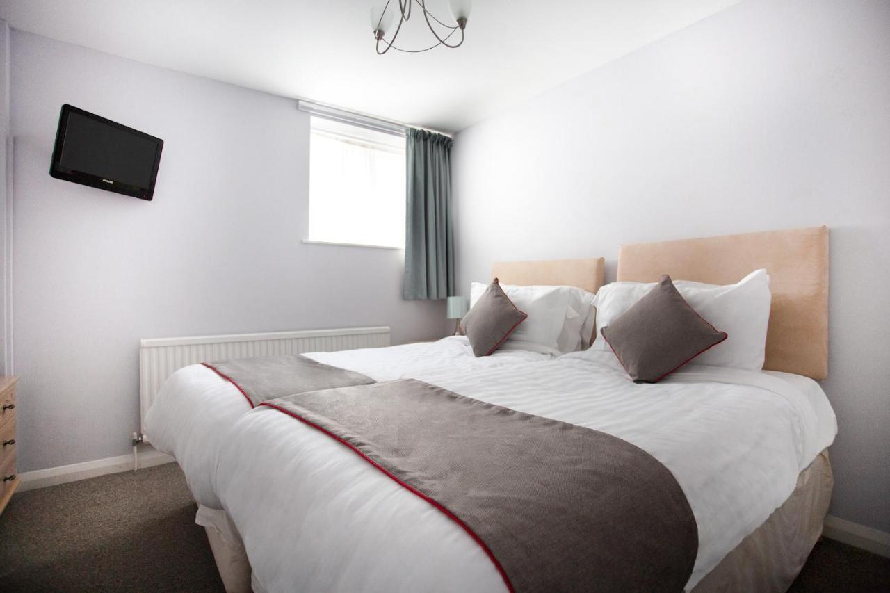 Oyo Timothy'S Hotel United Kingdom Buitenkant foto
